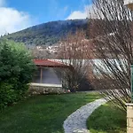 Country Giannaras * Πιάνα