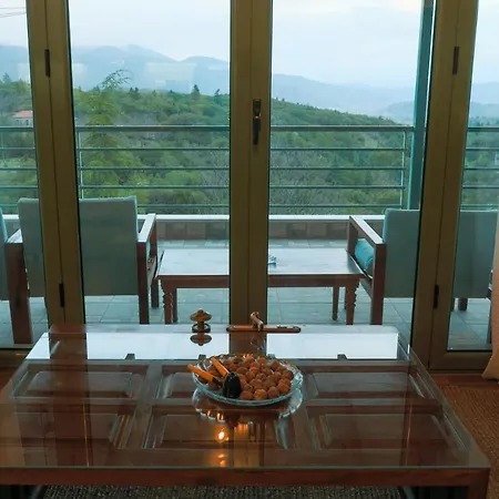 Country Giannaras Piána