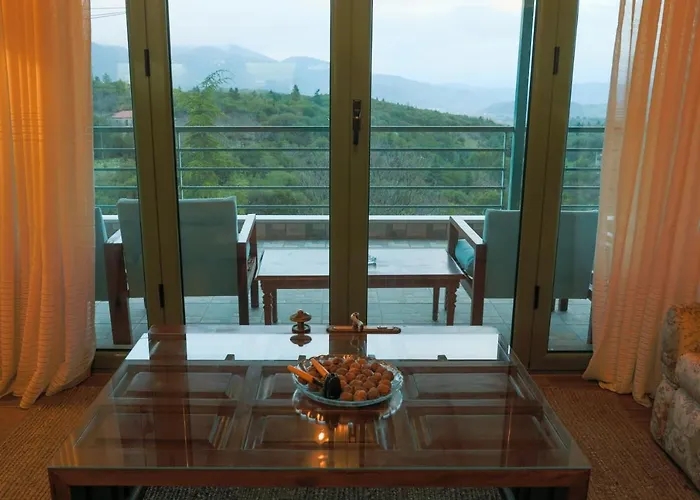 Country Giannaras Piána